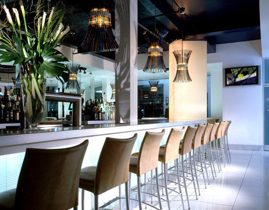 Niles Bar & Restaurant